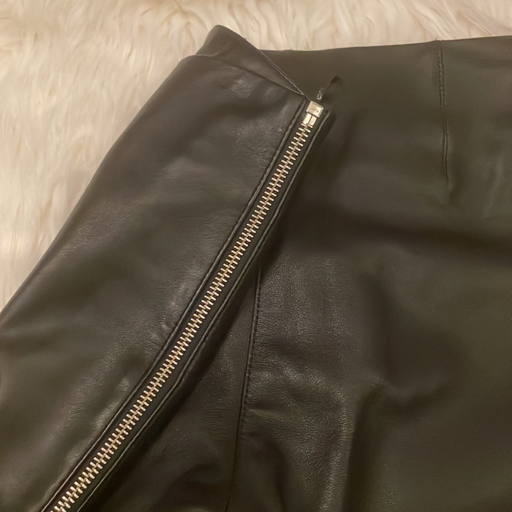 bebe Black Faux Leather Cropped Pants - Picture 5 of 7